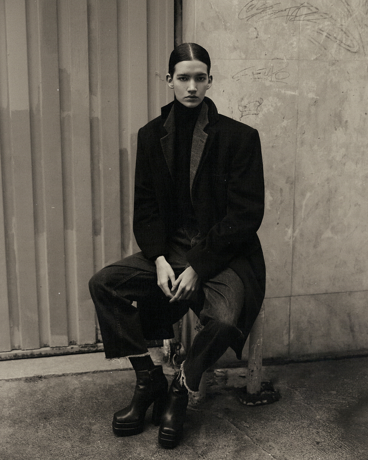 REKA冷淡中性风大片