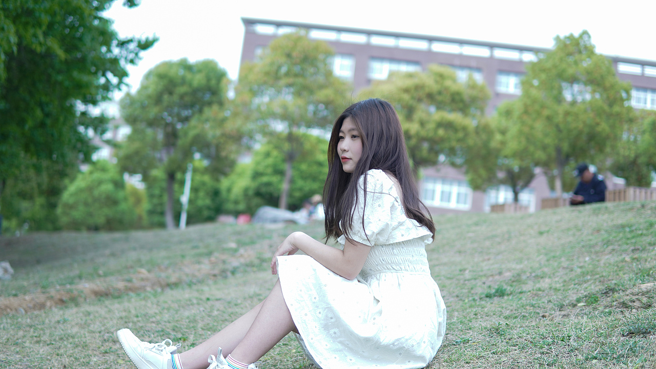 大学校园（图ZMjk2NDUzOTQ0） - 人像摄影 - 站酷设计师CTGU罗同学原创素材 - 站酷ZCOOL