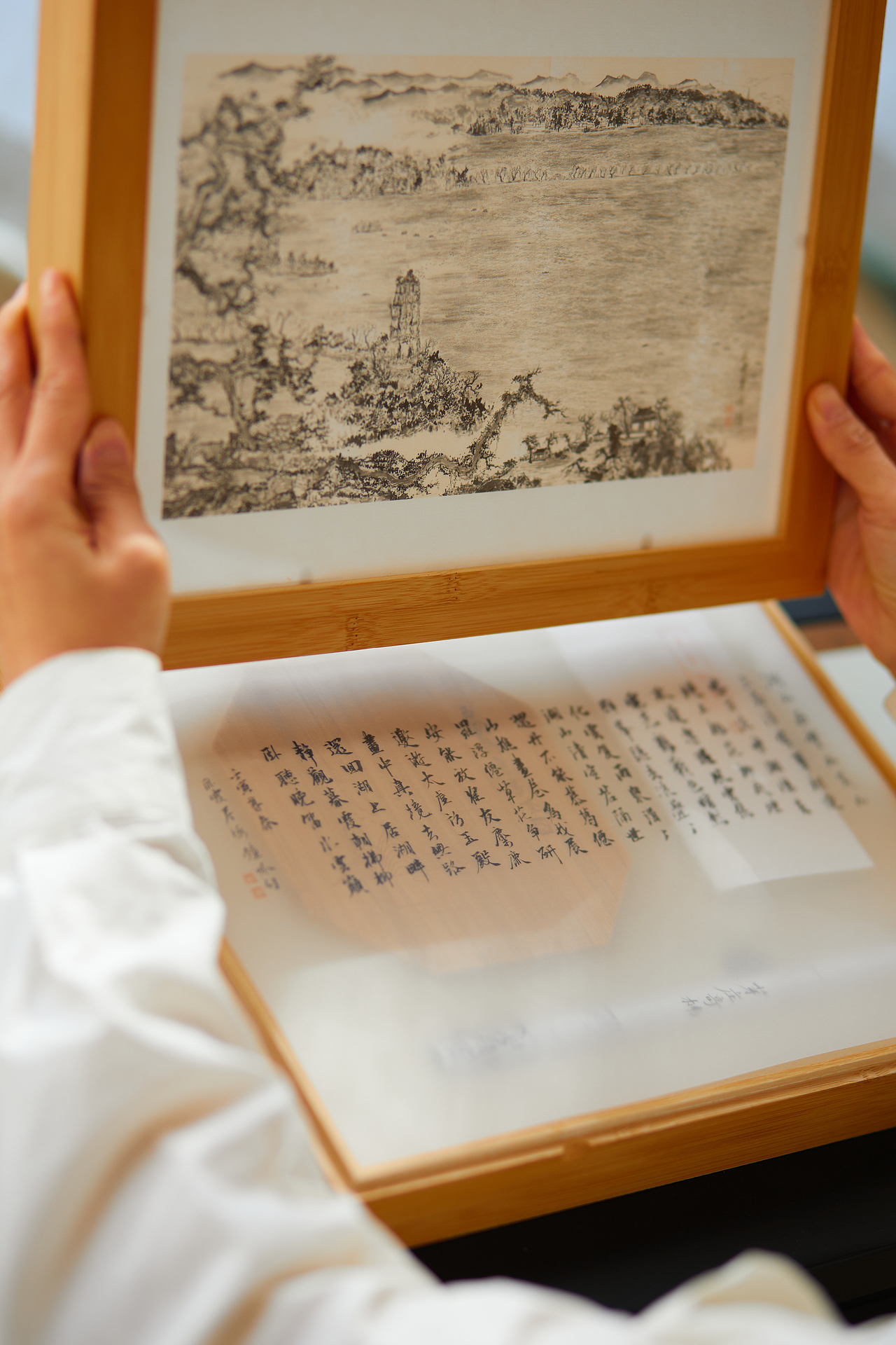 艺术衍生品——西湖诗意书灯礼盒包装设计