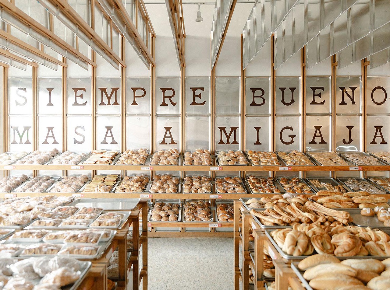 面包店设计案例鉴赏——蛋糕店|甜品饮品店装修设计（图ZMzE3MjkzNzUy） - 商业空间设计 - 站酷设计师成都有木设计原创素材 - 站酷ZCOOL