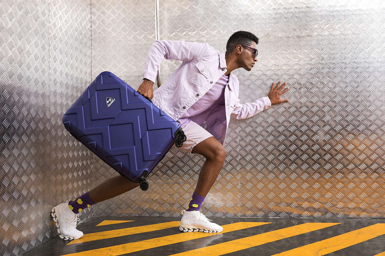 卡米龙 | 时尚旅行箱系列（图ZMzAwNjUxNTMy） - 修图/后期 - 站酷设计师修图师荨十七原创素材 - 站酷ZCOOL