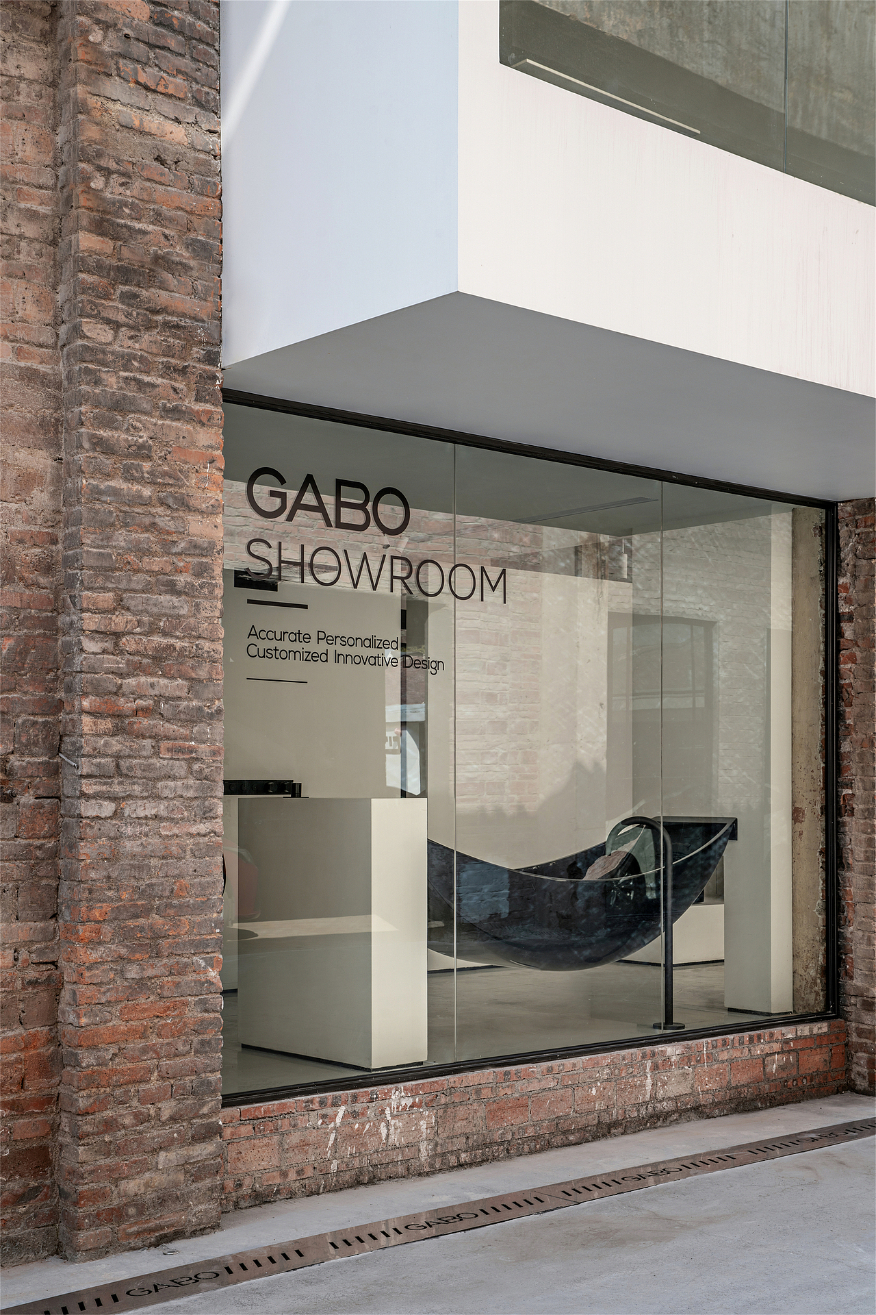 LEW丨厂房改造丨卫浴美学空间（图ZMzAwMjgwNzk2） - 商业空间设计 - 站酷设计师里与外创意原创素材 - 站酷ZCOOL