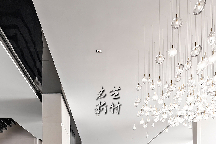 沙盘上方定制的吊灯 似星星点点的雨滴（图ZMzA2OTA3ODU2） - 商业空间设计 - 站酷设计师明古灯饰定制图库原创素材 - 站酷ZCOOL