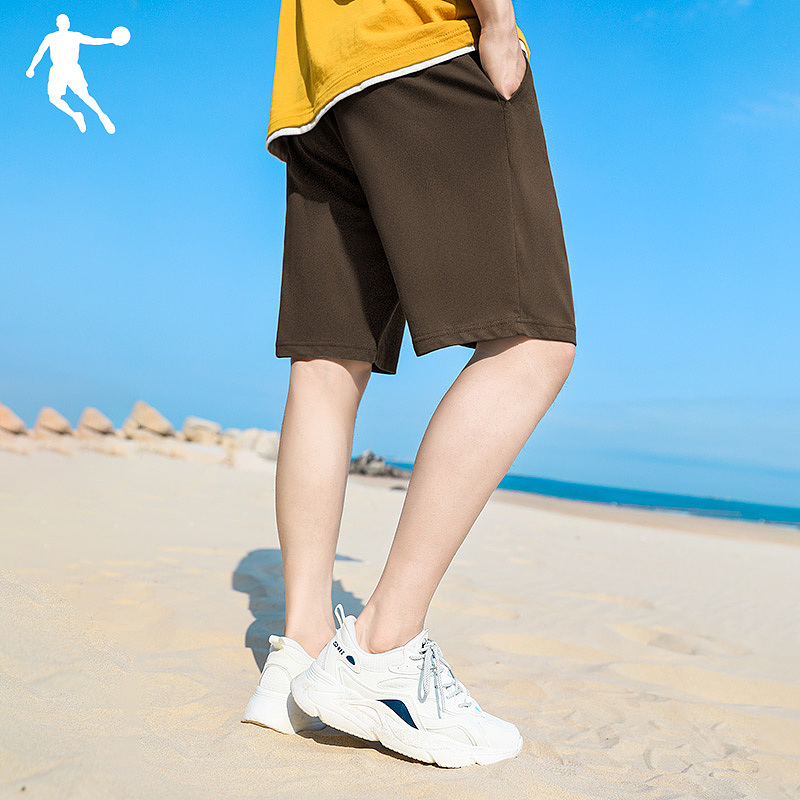 【详情】【修图】一组休闲运动短裤外景和详情（图ZMzAxMzg1NTU2） - 电商 - 站酷设计师MISSCHENDESIGN原创素材 - 站酷ZCOOL