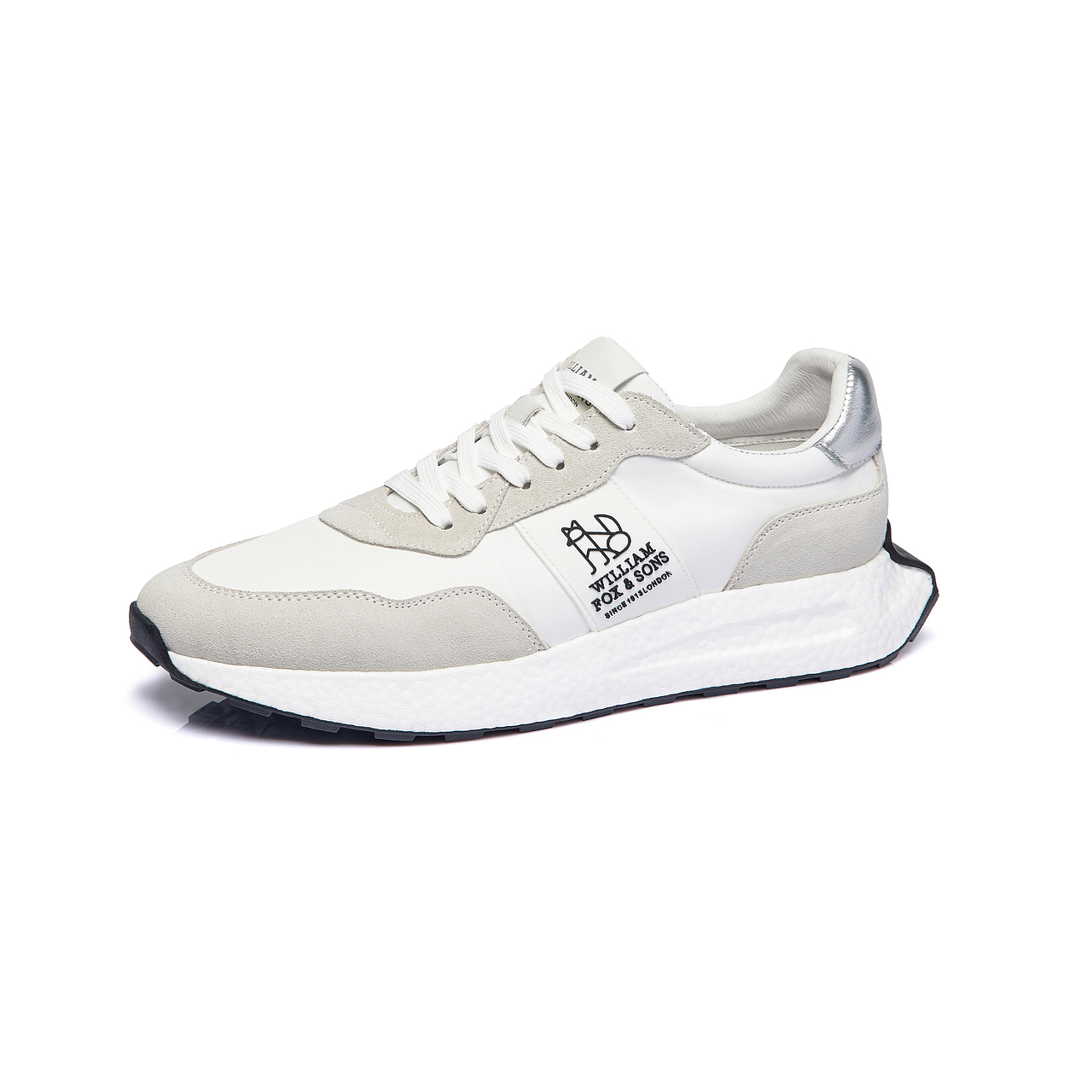 威廉福克斯男鞋静物白底