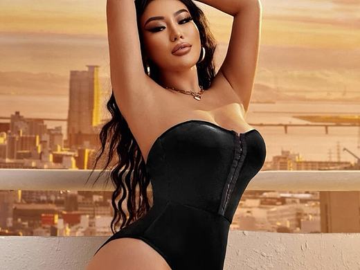 小麦色欧美风外贸爆款女模