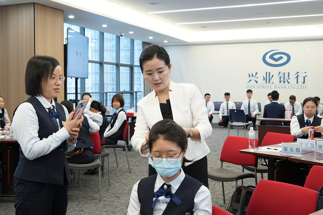 兴业银行礼仪培训拍摄
