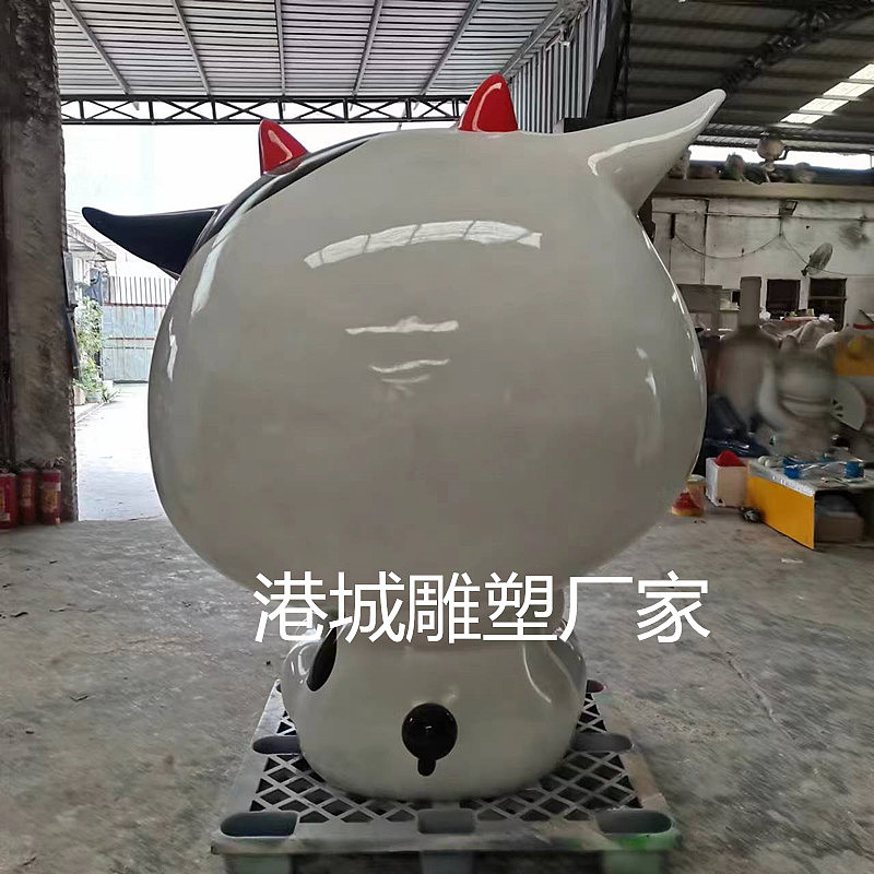 深圳光明牧场打卡ip形象公仔吉祥物玻璃钢卡通奶牛雕塑