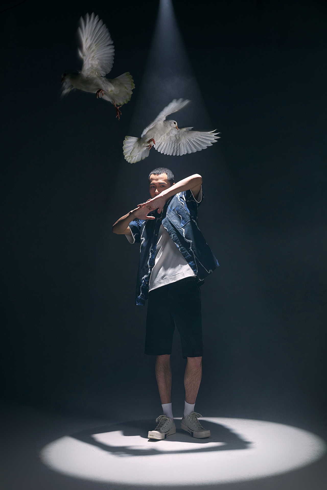 朴术男装 形象片拍摄（图ZMzA5MjIwMjYw） - 时尚/艺术摄影 - 站酷设计师卡凡李大晚原创素材 - 站酷ZCOOL