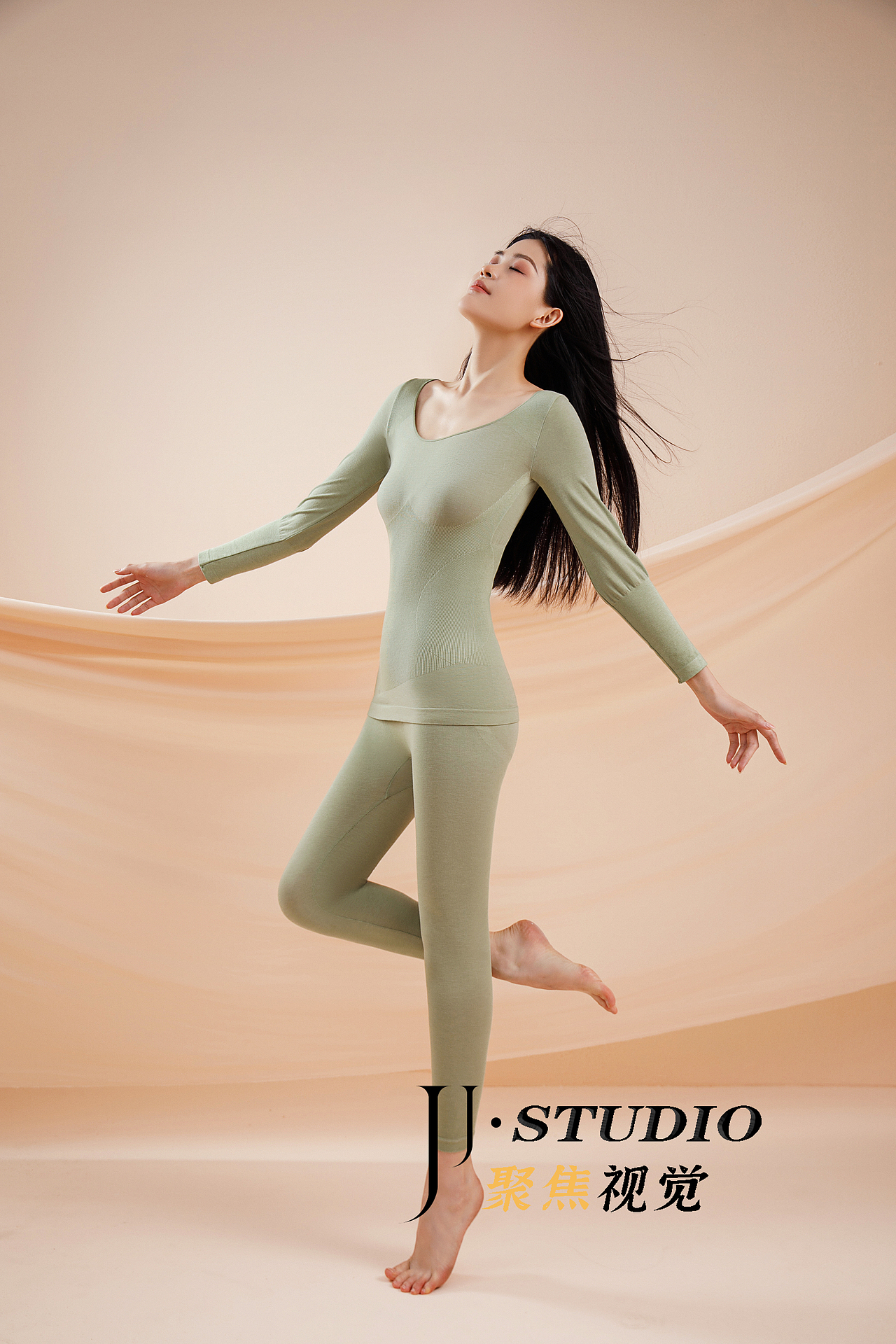 保暖系列（图ZMzcwNTg5OTE2） - 产品摄影 - 站酷设计师老周家的猫原创素材 - 站酷ZCOOL