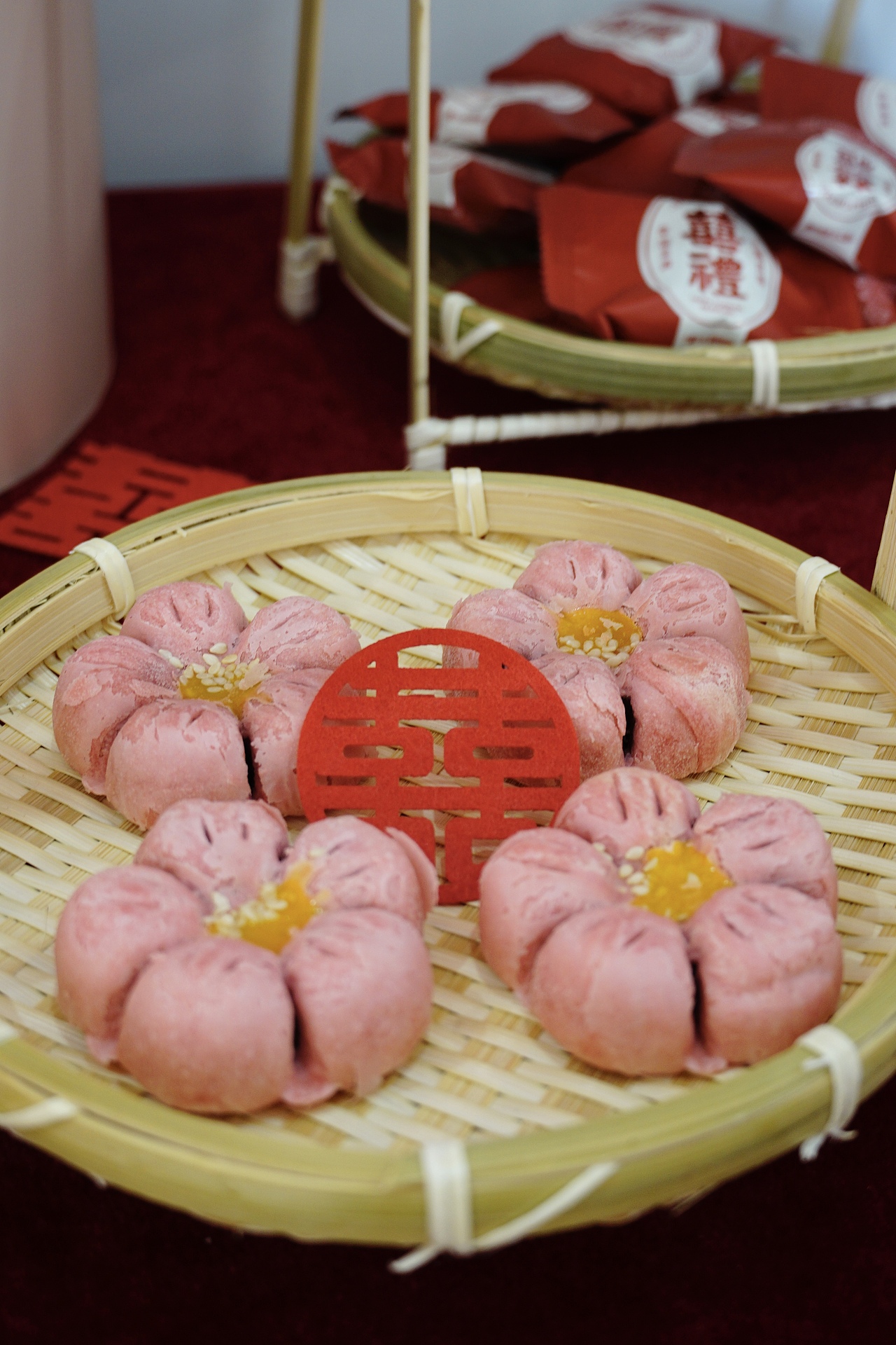 订婚跟拍之布置篇（图ZMzYwNjg4NTMy） - 婚礼摄影 - 站酷设计师程小灰啊原创素材 - 站酷ZCOOL