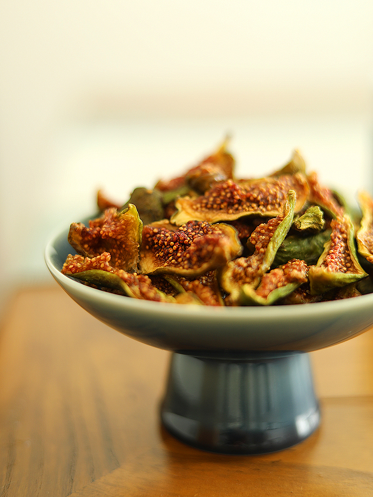 拿无花果干当茶点 功效升级 果干拍摄花絮分享（图ZMzU5NTE1NTA0） - 美食摄影 - 站酷设计师陈默工作室原创素材 - 站酷ZCOOL