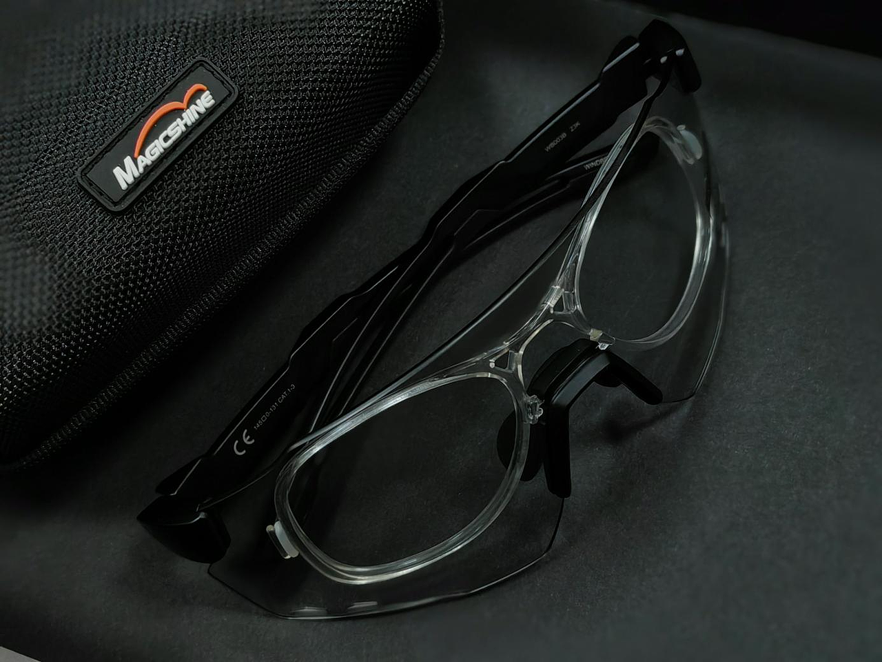 迈极炫破风者变色骑行眼镜WB003B变色款