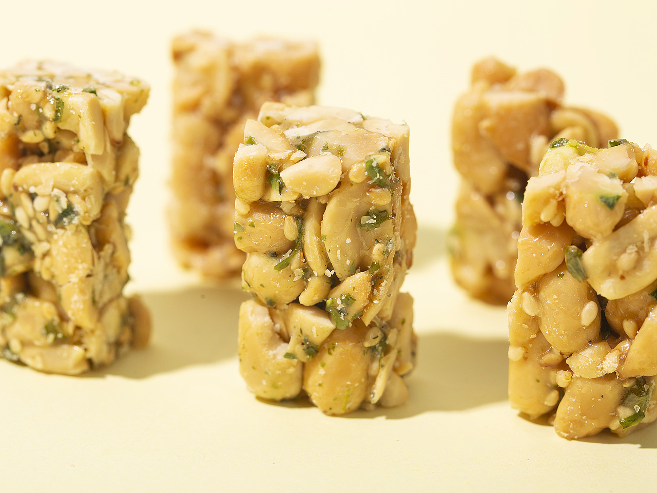 有间全球购|花生酥