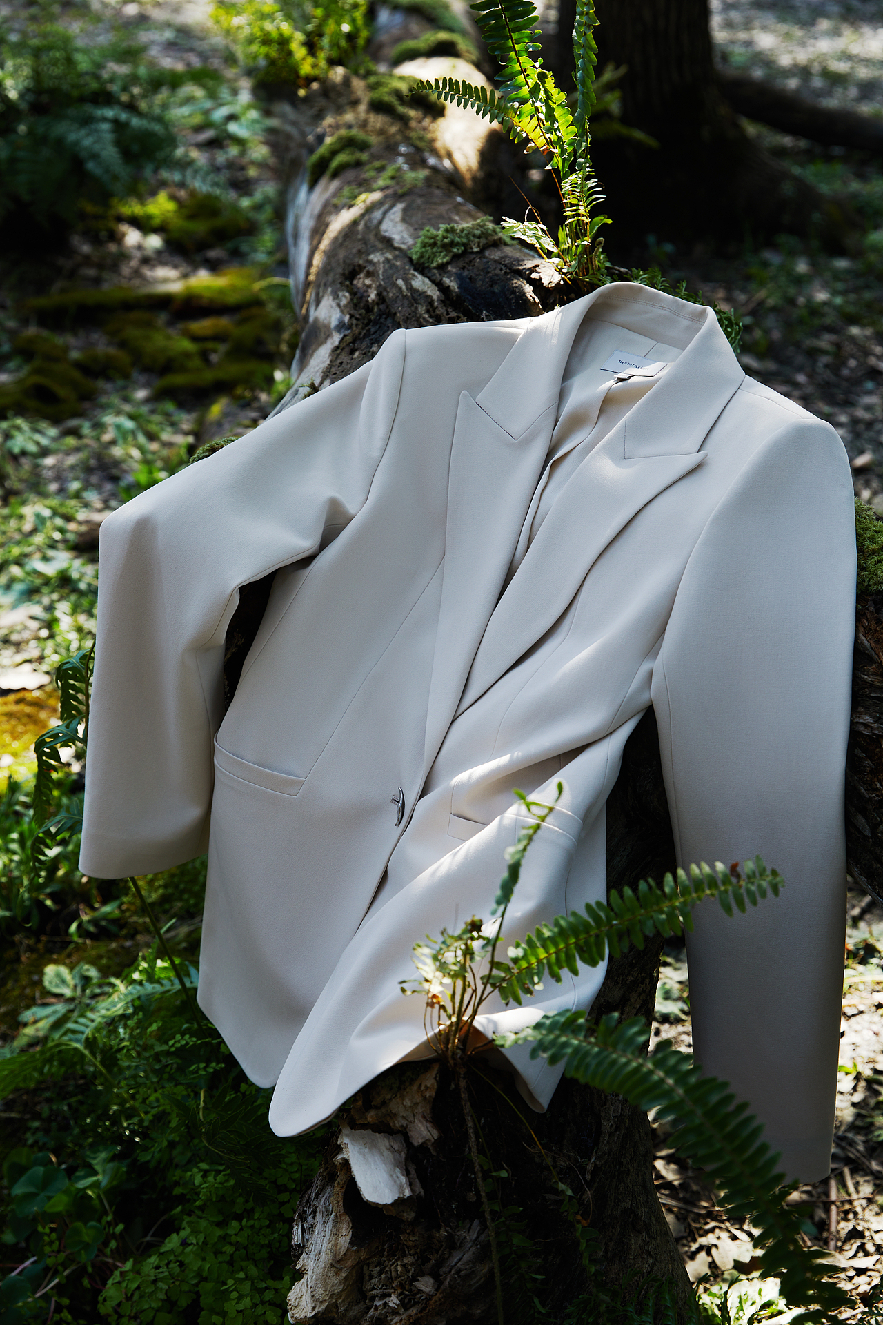 服装拍摄｜杂志静物 户外服装拍摄