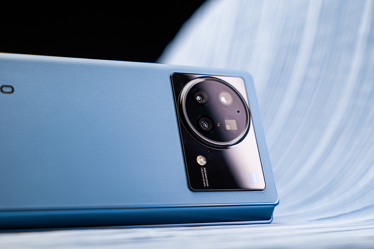 vivo X Fold：折叠未来（图ZMzA3OTI0ODc2） - 产品摄影 - 站酷设计师柴大狗原创素材 - 站酷ZCOOL