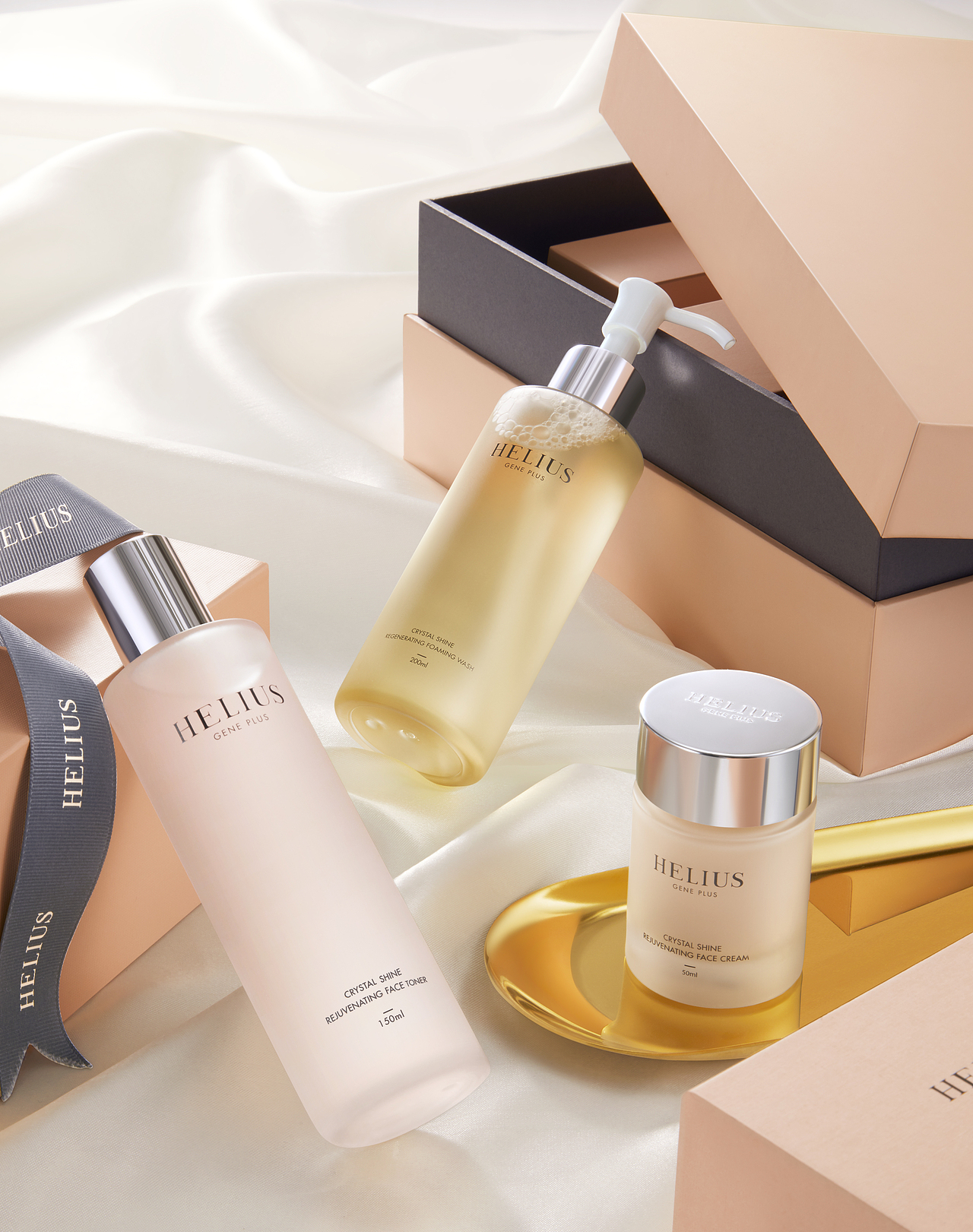 HELIUS 护肤品套装修图（图ZMzI5Mzk4ODI0） - 产品摄影 - 站酷设计师植栋原创素材 - 站酷ZCOOL