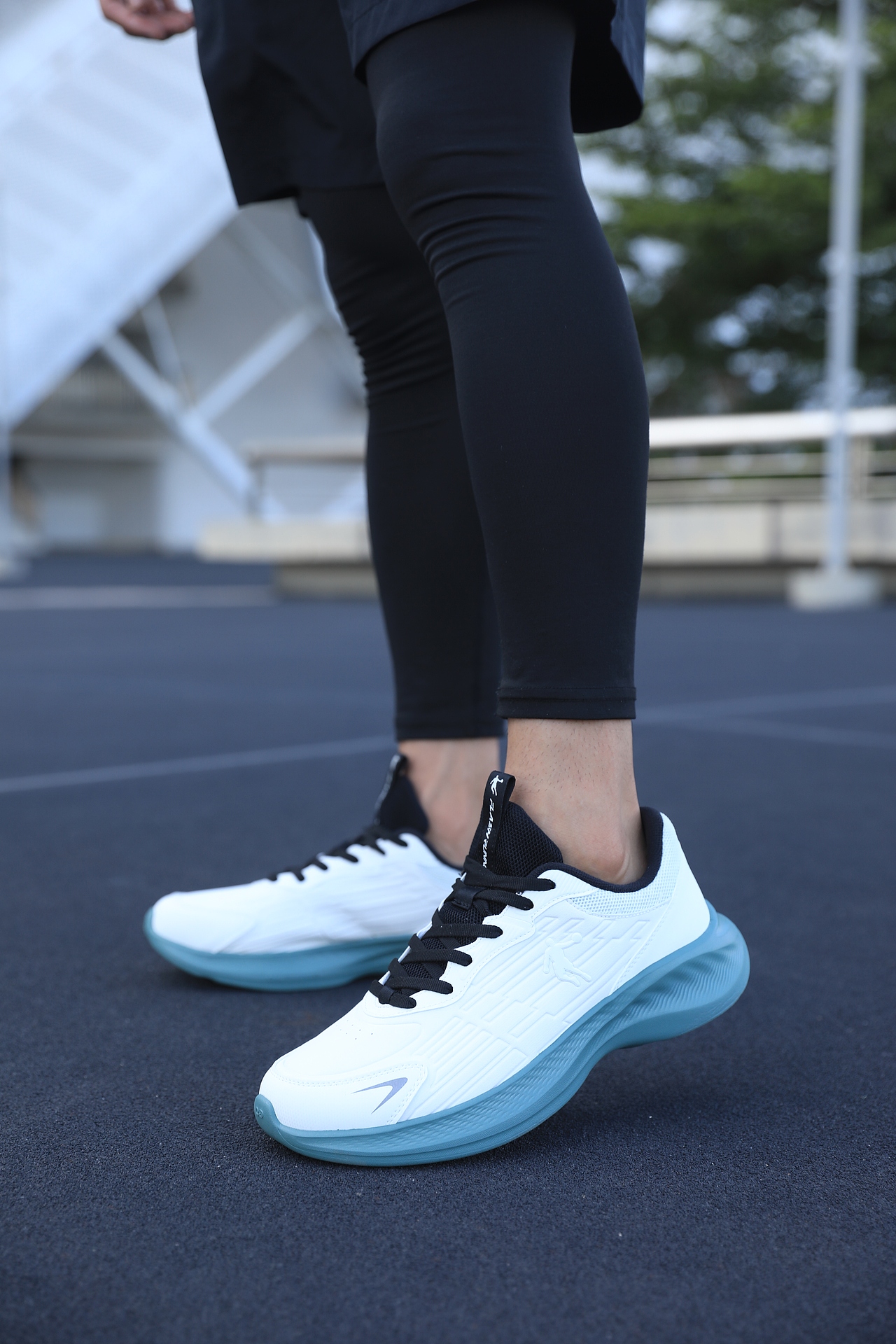 【修图】偏色鞋类外景矫正