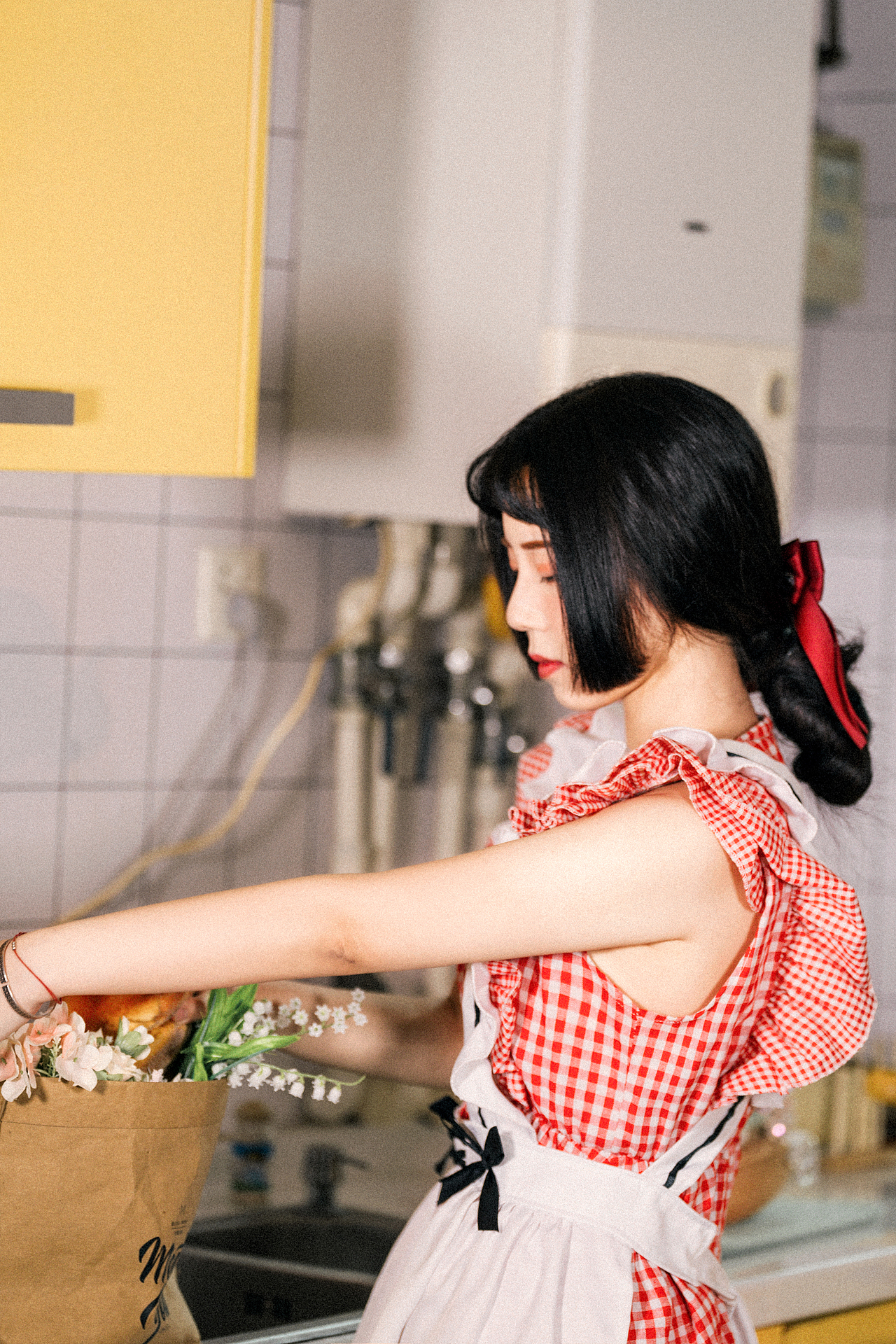 人像写真丨居家小厨娘