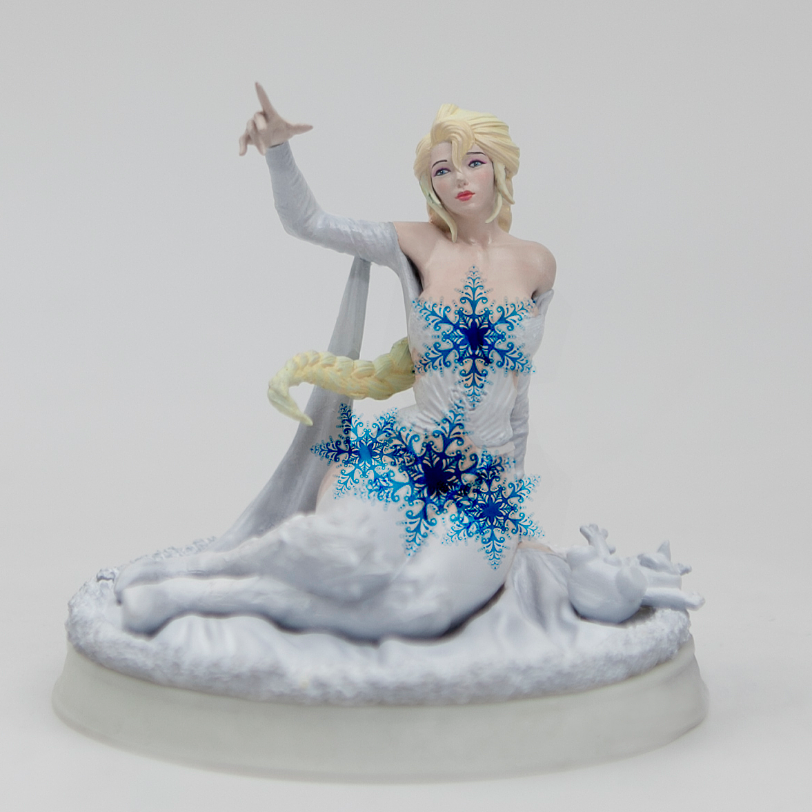 美胸玉肌的艾莎（Elsa）《冰雪奇缘2》主角（图ZMjMyNjU0MzUy） - 手办/模玩 - 站酷设计师三月雪婷原创素材 - 站酷ZCOOL