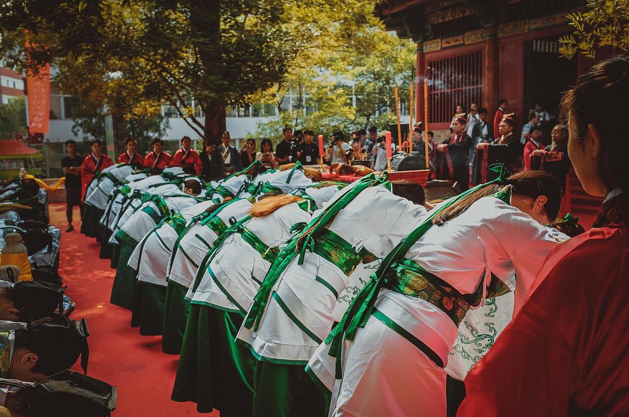 河北美术学院汉式学士学位授予仪式