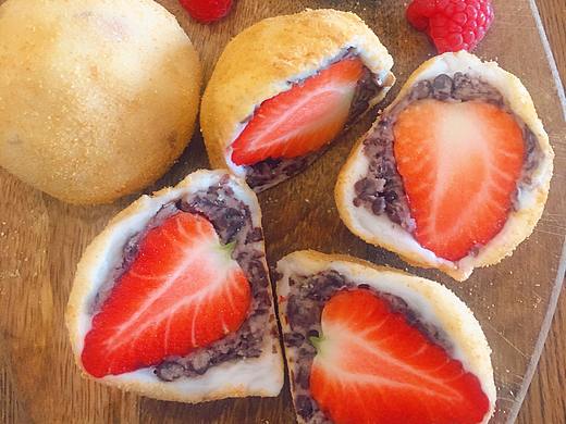 低糖草莓大福（個(gè)人主頁(yè)-ZNDM1NDI2NzI=） - 產(chǎn)品攝影 - 站酷設(shè)計(jì)師渁渁谷原創(chuàng)素材 - 站酷ZCOOL