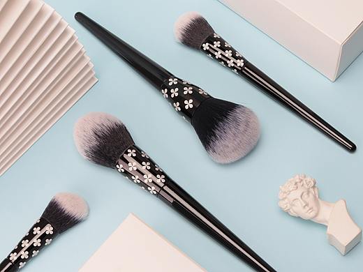 产品拍摄ins风化妆刷拍摄