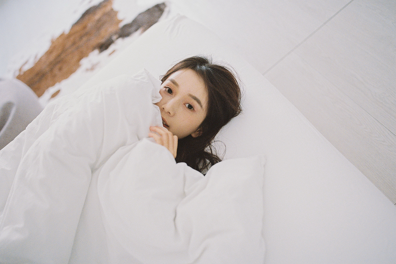 熠熠生辉（图ZMjQwNjIwMDMy） - 人像摄影 - 站酷设计师何依穗原创素材 - 站酷ZCOOL