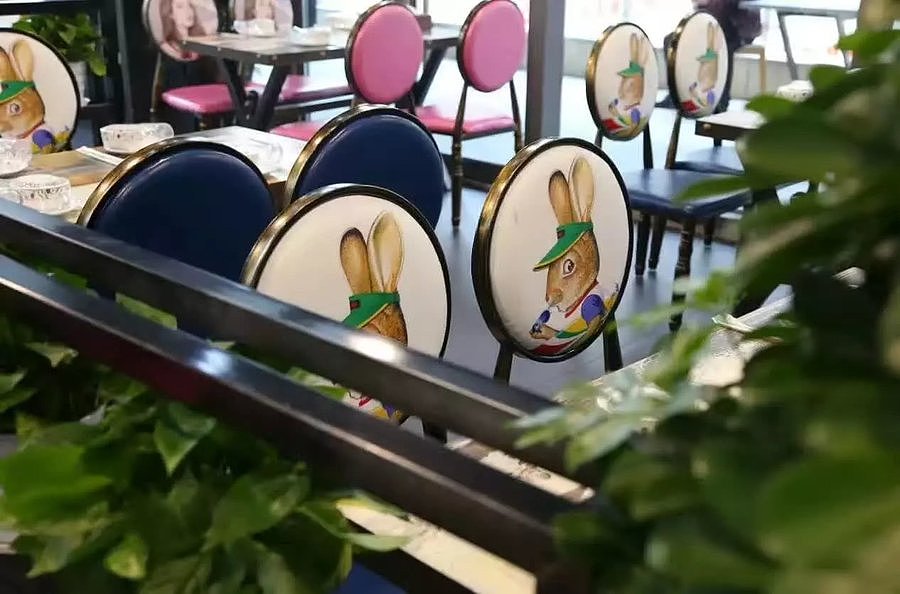 宜宾餐厅设计公司哪家好--卓巧装饰