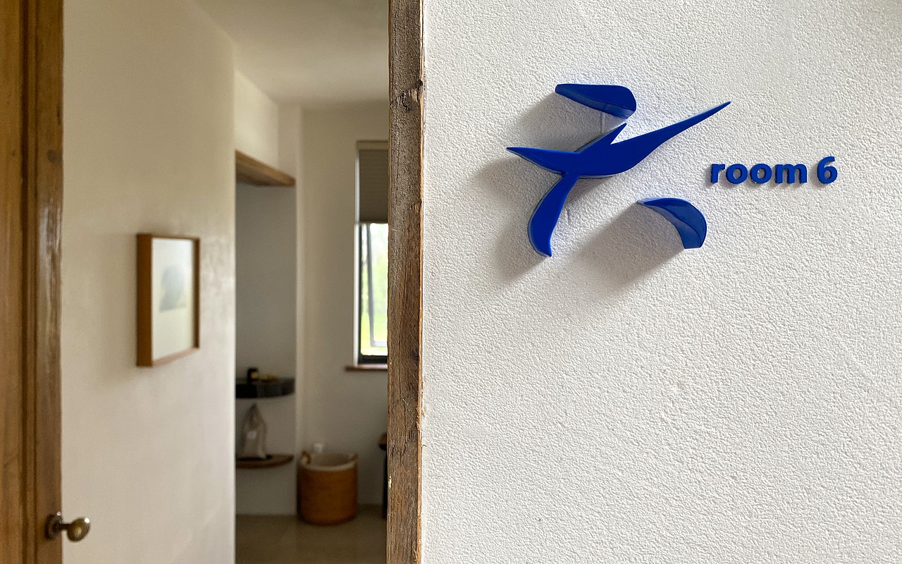 | 品牌设计 | 兰往·Ladésee hotel 蓝色向往（图ZMjgwMjM0NjMy） - 品牌 - 站酷设计师魁KUIdesign原创素材 - 站酷ZCOOL