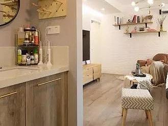 62㎡小三居的逆天改造！有独立小阳台，次卧改衣帽间！