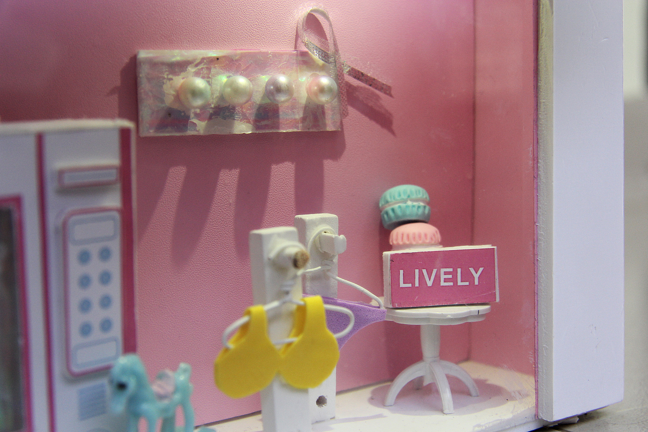 6IXTY8IGHT内衣品牌店展示空间设计