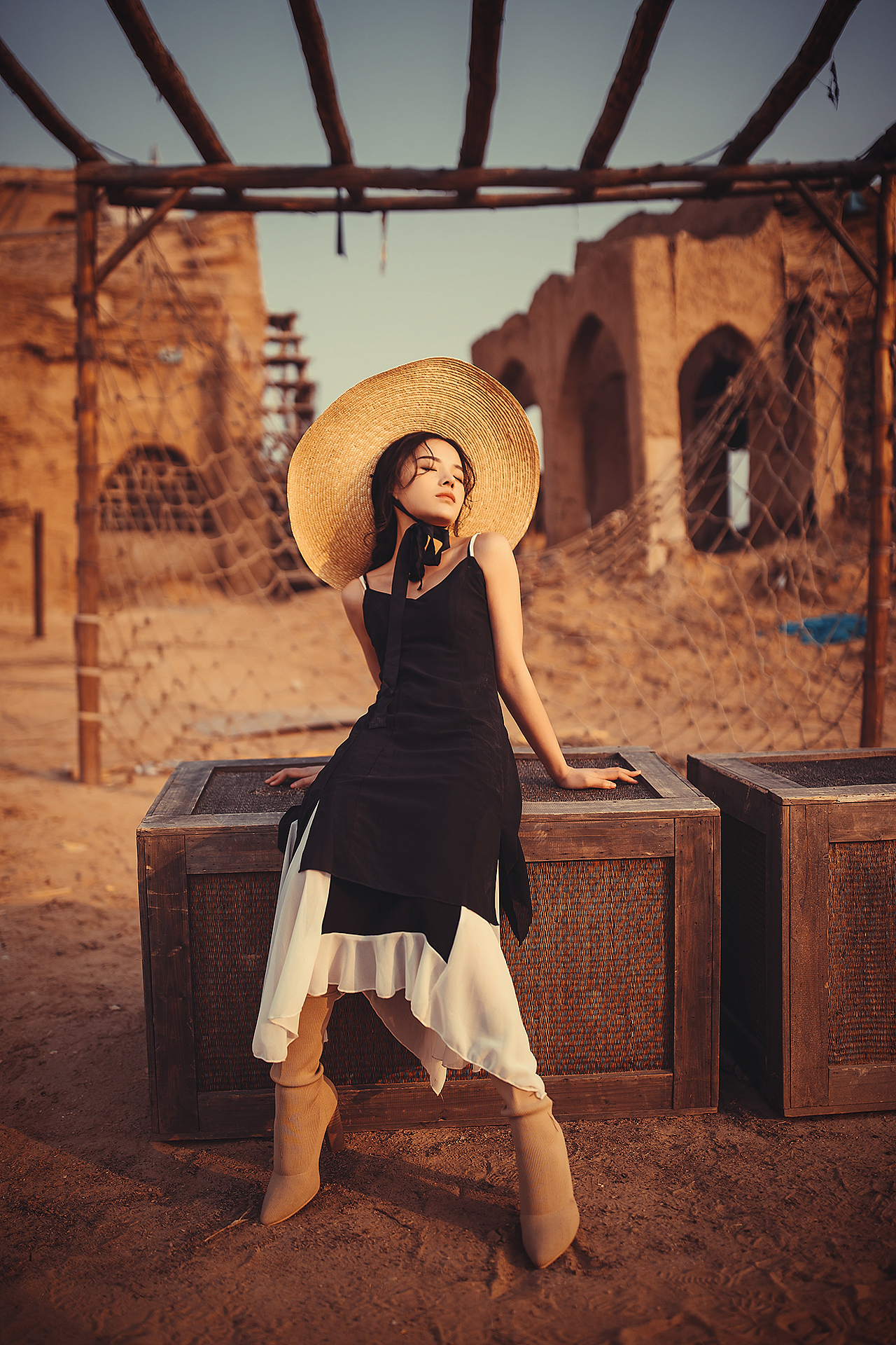 楼兰情（图ZMTAwODc1NTky） - 人像摄影 - 站酷设计师阿牧AMS原创素材 - 站酷ZCOOL