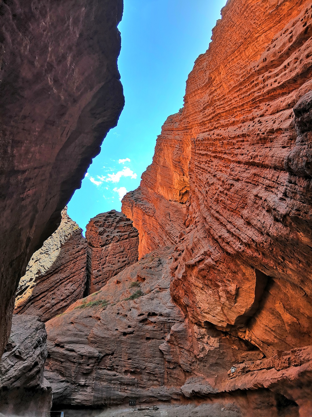 红山~~库车大峡谷