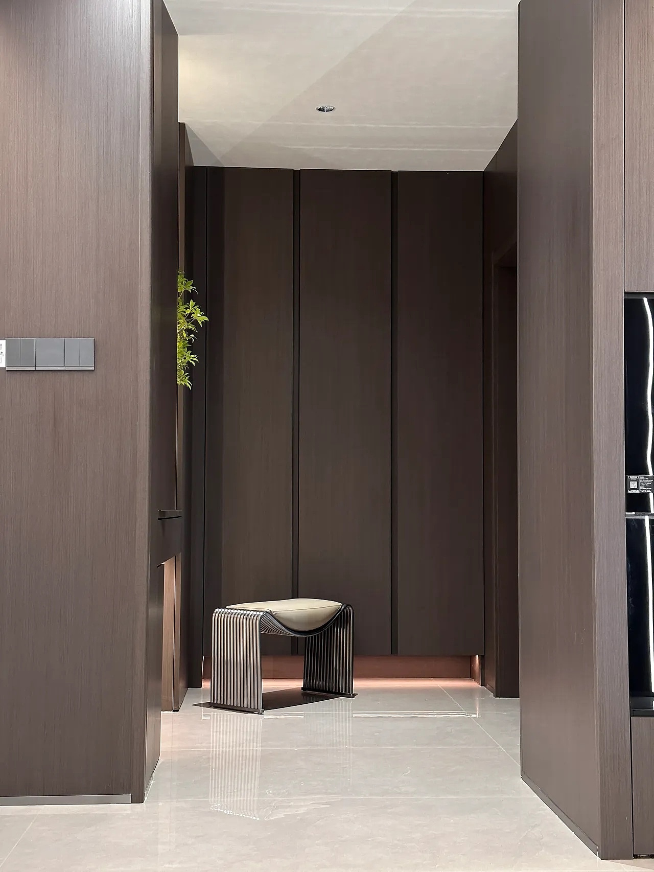 住宅|天辰府 175平 轻奢极简黑白灰