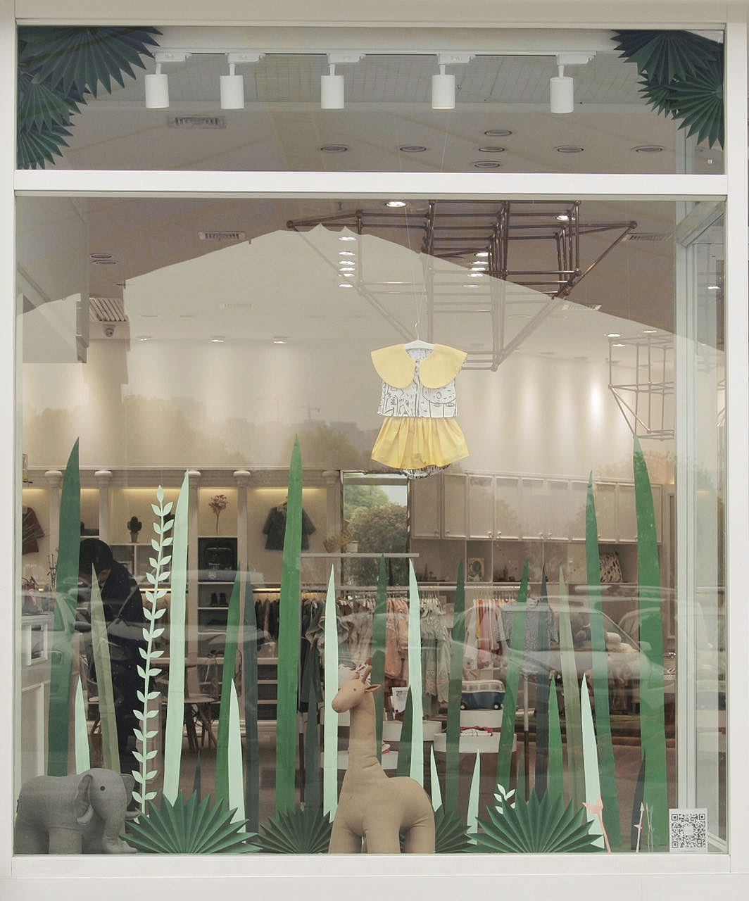 window display -spring