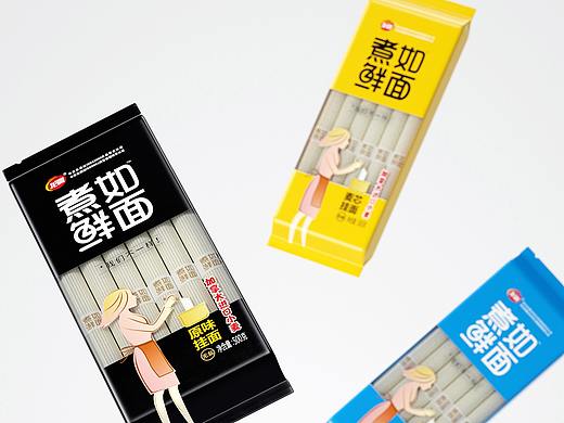龙霸煮如鲜面，品牌名是品牌的核心战略。挂面包装