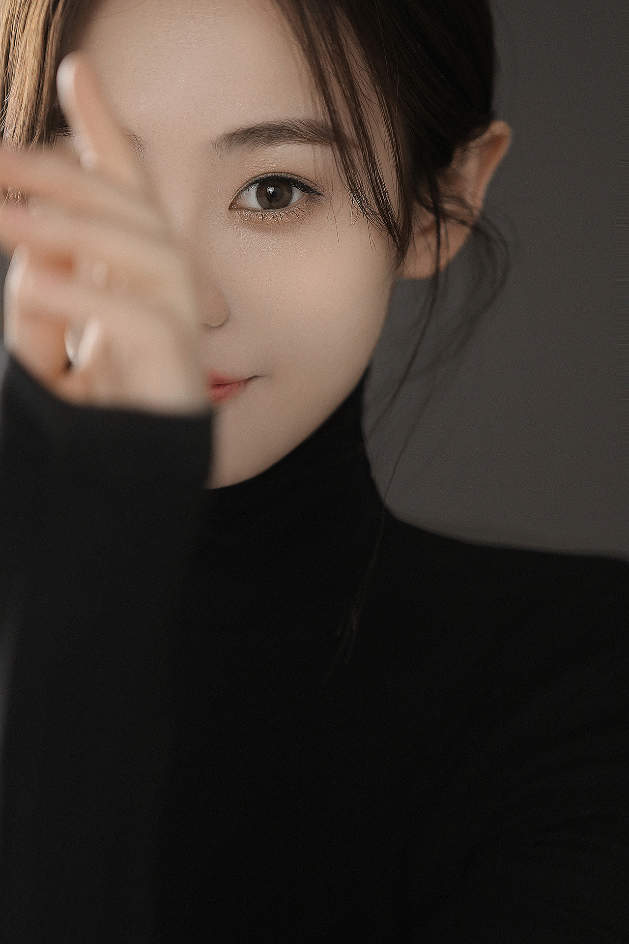 深圳市高级女生个人情绪肖像照艺术写真样照