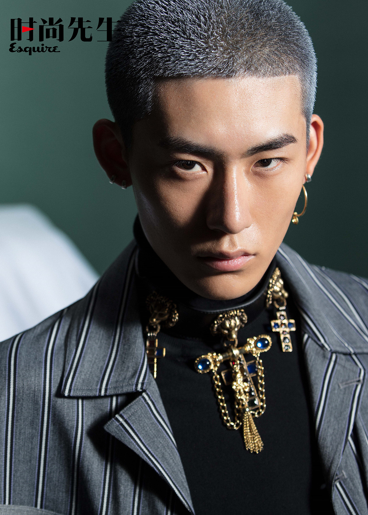 《时尚先生》十月刊