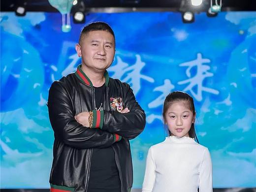 千思玥少儿艺术培训-“逐梦未来”亲子秀