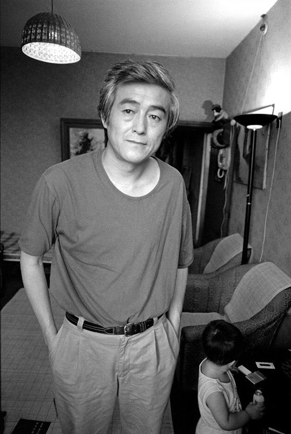 芒克厚重的知识分子模样