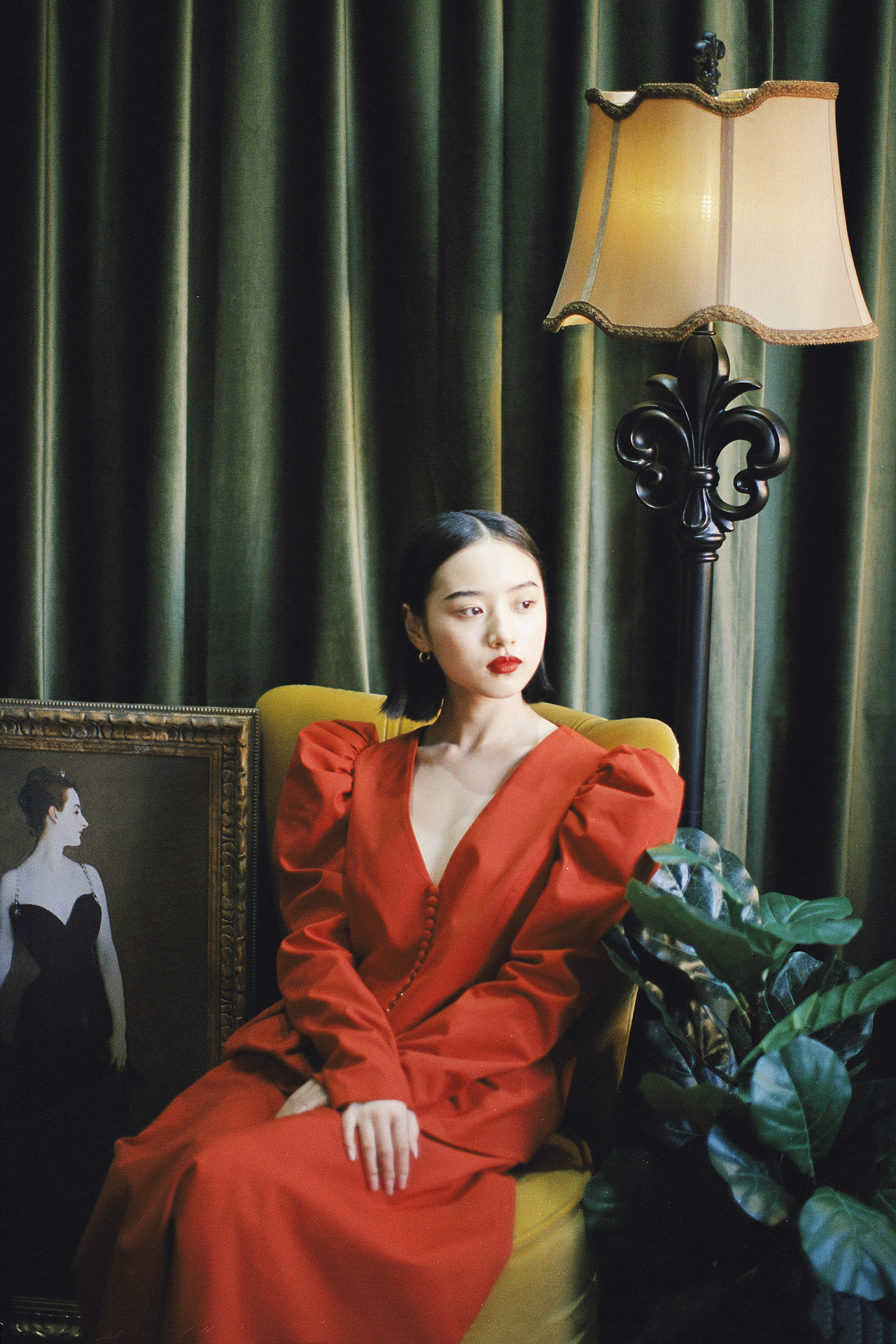 指尖的烟火（图ZMjMxMTMwNTcy） - 人像摄影 - 站酷设计师鹿鸣微原创素材 - 站酷ZCOOL