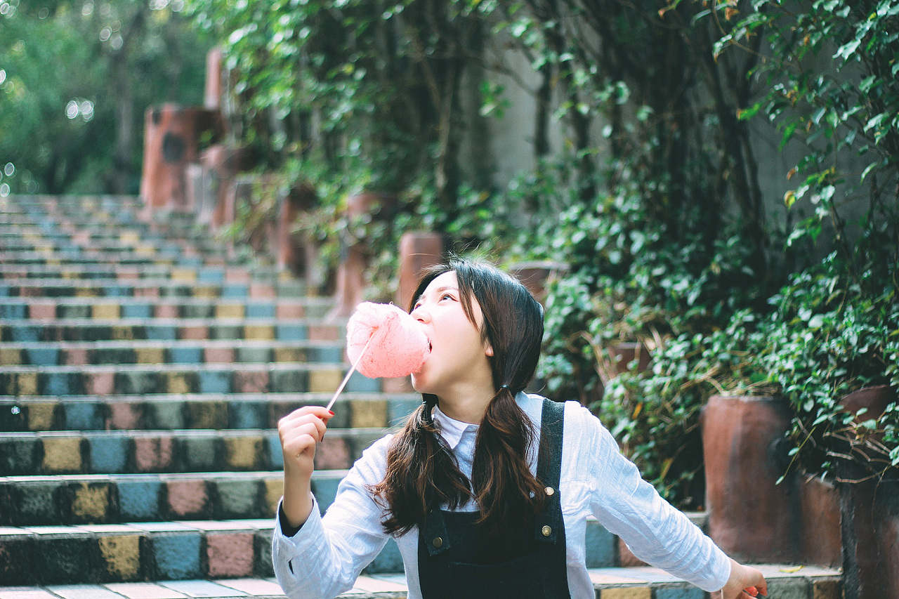 游乐园的少女（图ZNDA1MTc1NjQ=） - 人像摄影 - 站酷设计师拉沙原创素材 - 站酷ZCOOL