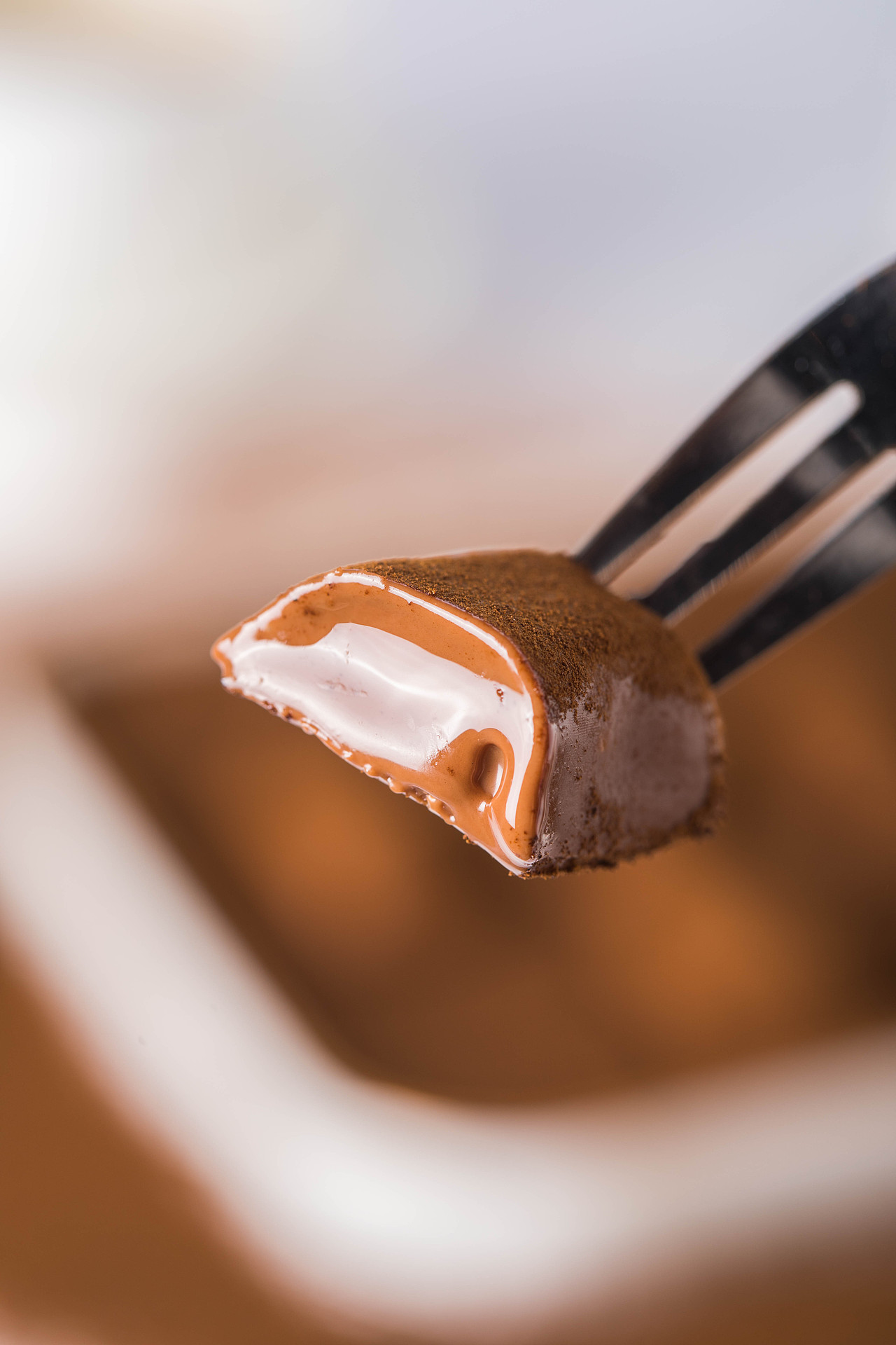 瑞士莲巧克力（图ZMjM0NzU3NTUy） - 产品摄影 - 站酷设计师HAOYU宇原创素材 - 站酷ZCOOL