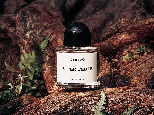 百瑞德超级雪松香水拍摄