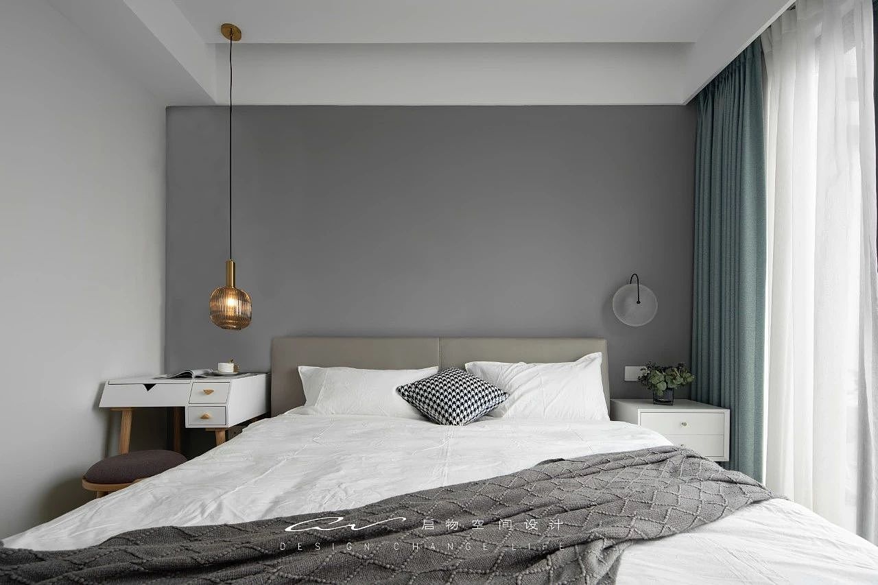 白色无压感的家