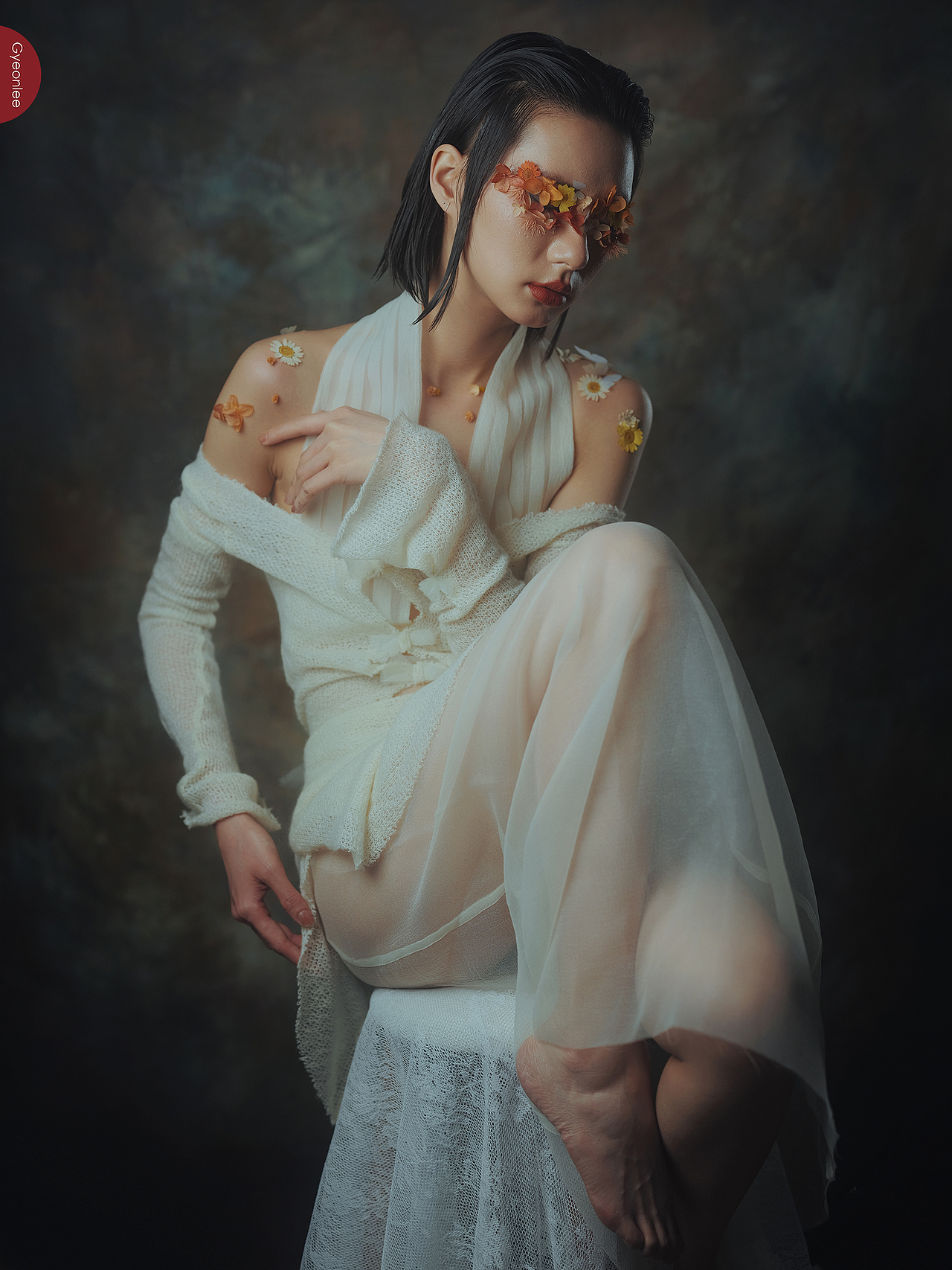 肖像创作 ｜富士GFX50S2 |黑柔1/2（图ZMjk0NTE0MjI0） - 人像摄影 - 站酷设计师gyeonlee原创素材 - 站酷ZCOOL