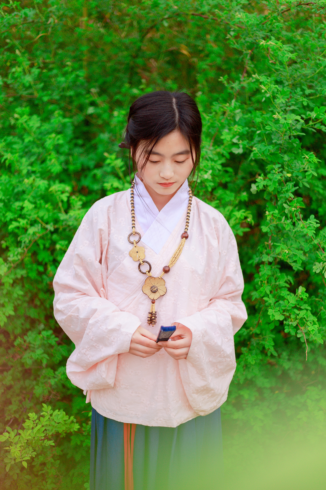 美乎呓汉 着我汉家衣裳