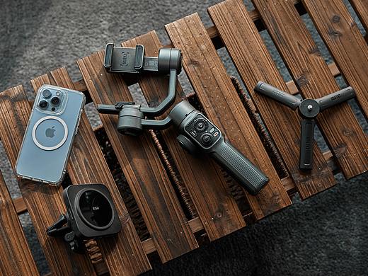 ZHIYUN 手持稳定器组合 场景氛围图拍摄