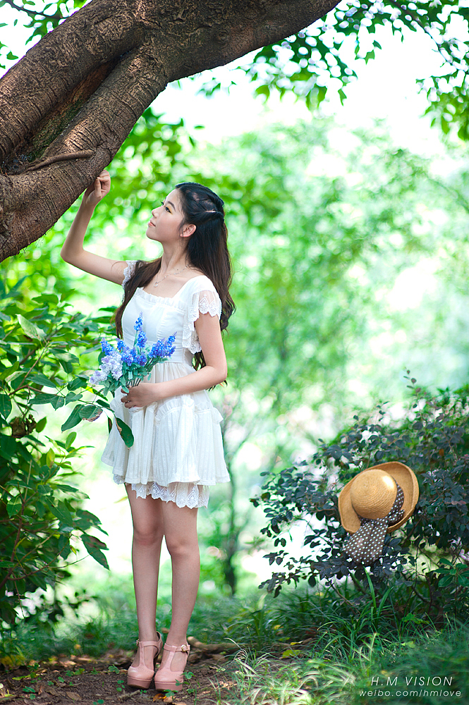 █&nbsp;H.M&nbsp;摄影&nbsp;█&nbsp;————&nbsp;《森の白裙女孩》